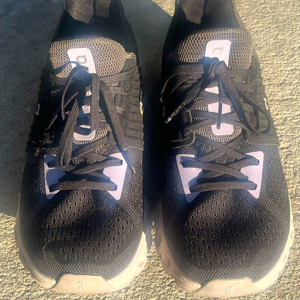 On Cloudtec Running Black/Purple Sneakers